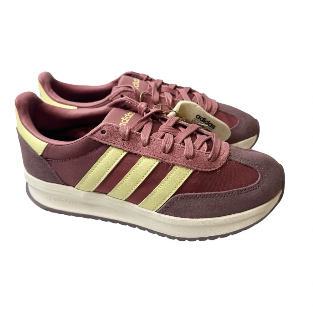 Adidas Women's Run 70’s 2.0 Sneakers - Size 6US - Picture 1 of 11